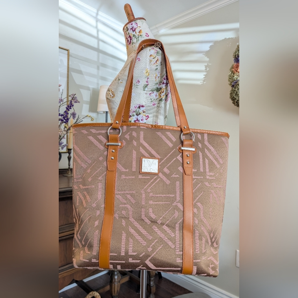 DVF Brown and Peach ‎ Tote Bag